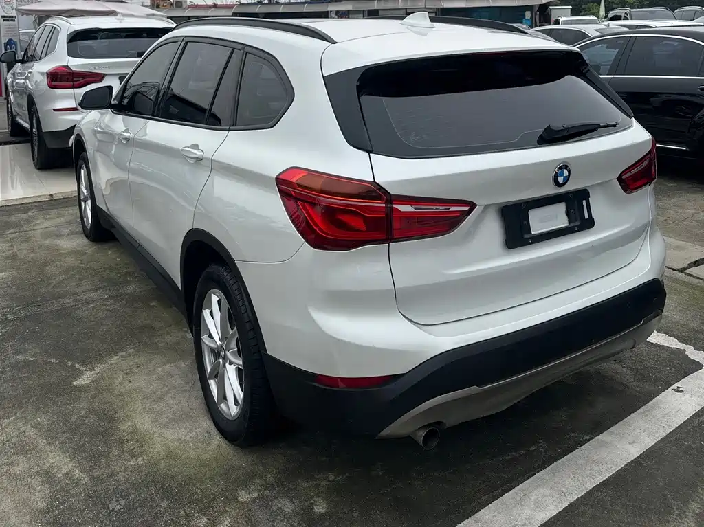 BMW X1 — миниатюра 7