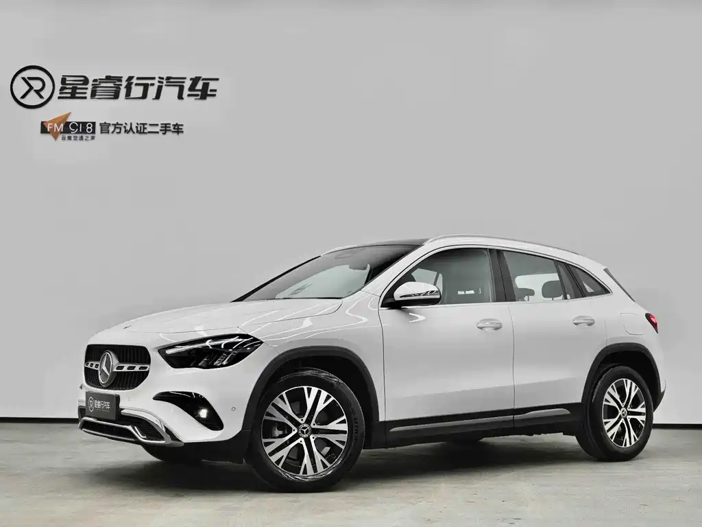 Mercedes-Benz GLA 2024