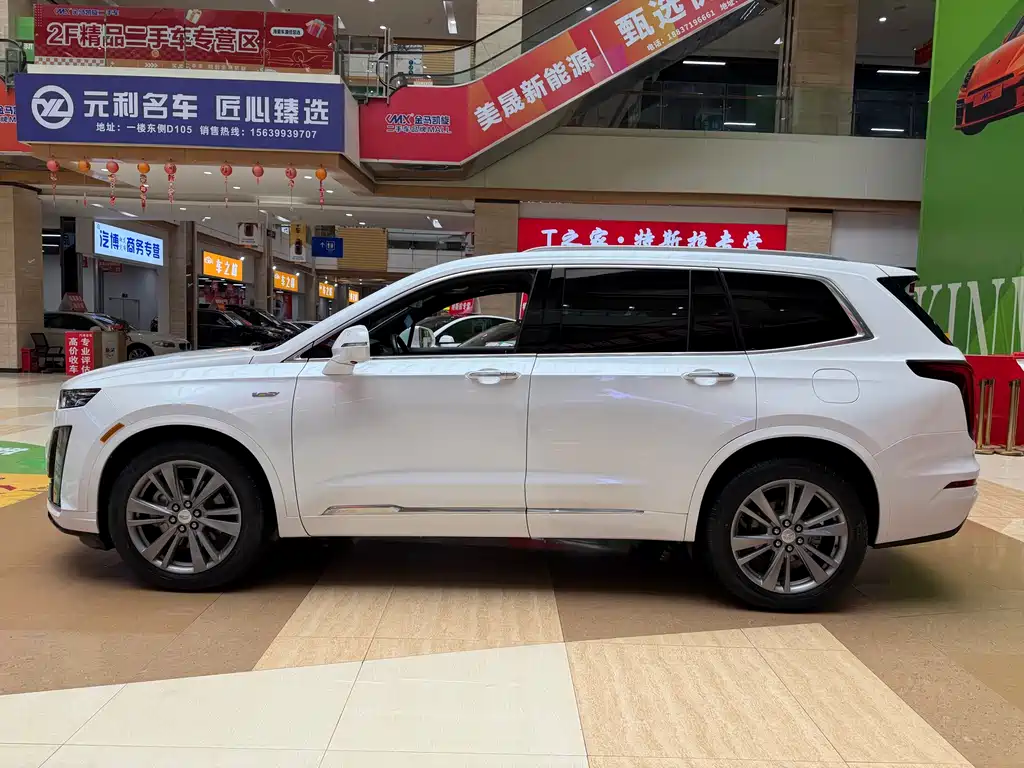 Cadillac XT6 — миниатюра 5