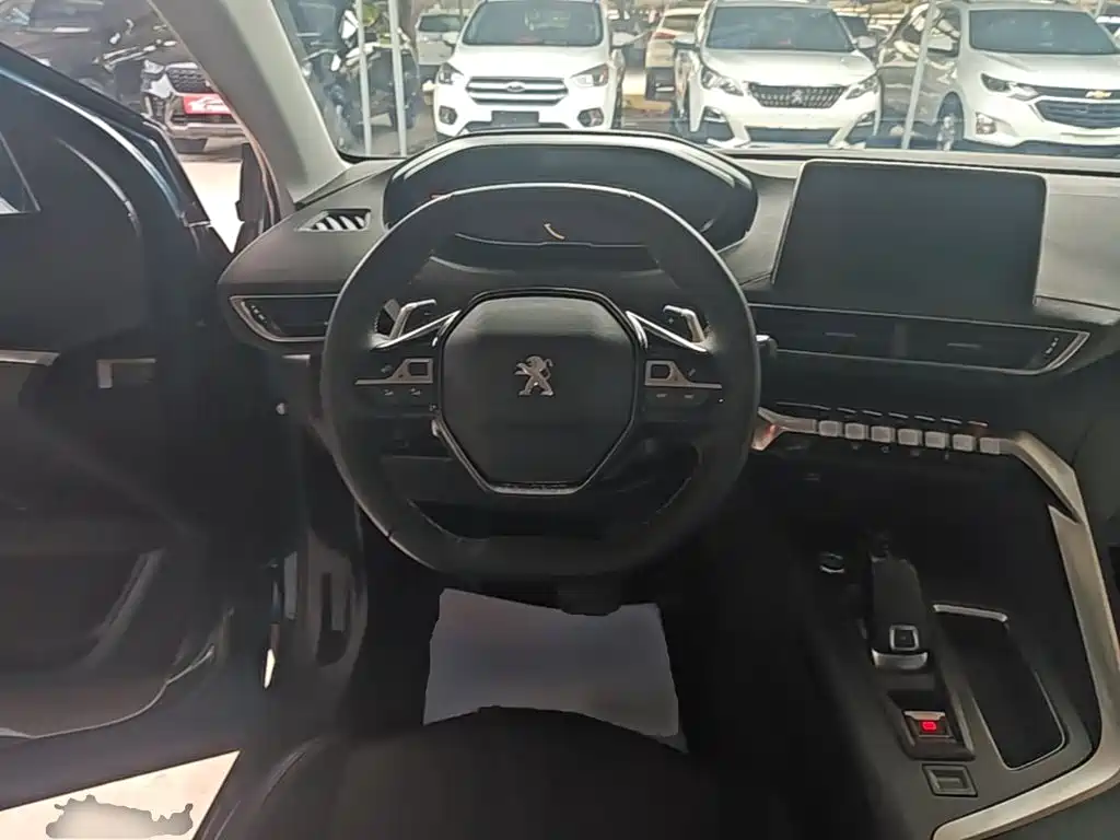 Peugeot 5008 — миниатюра 11