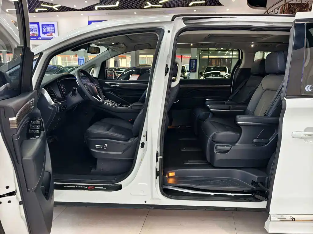 GAC Motor Trumpchi M8 — миниатюра 9