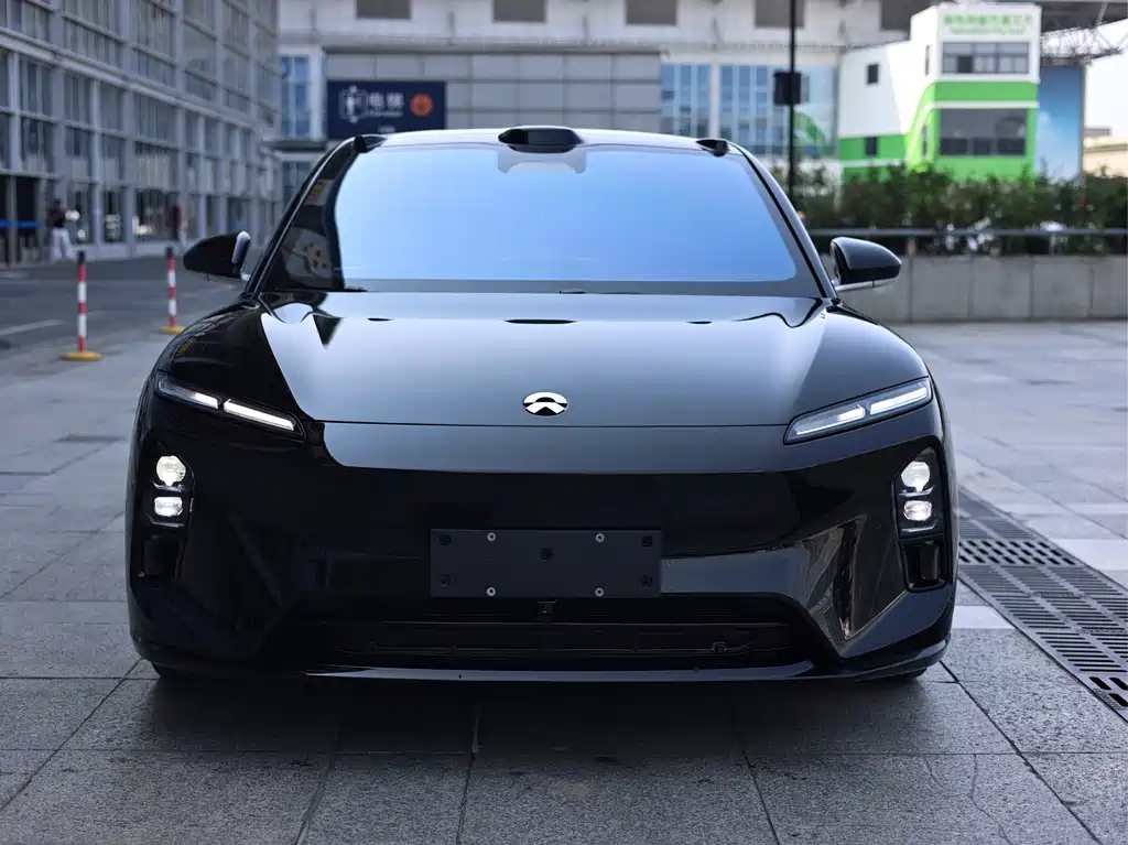 NIO ET5T — миниатюра 2