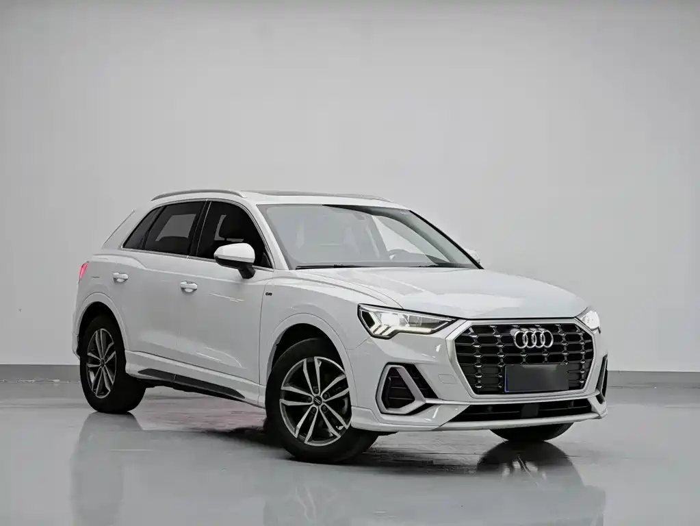 Audi Q3 2022 35 TFSI