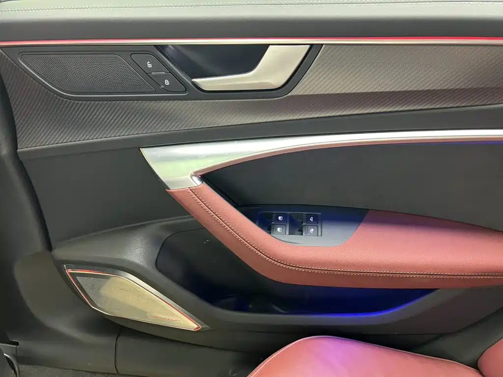 Audi A7L — миниатюра 40