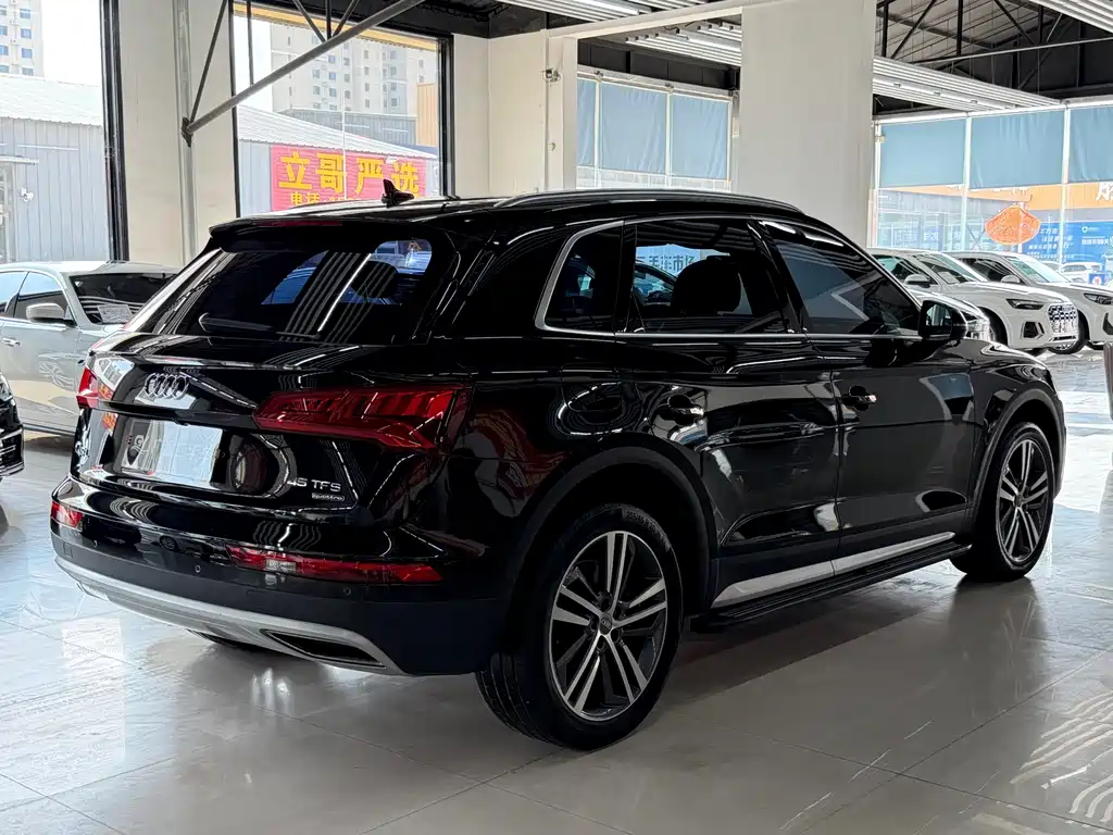Audi Q5L — миниатюра 4