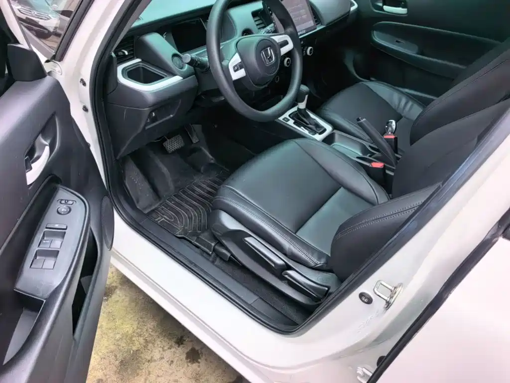 Honda Fit — миниатюра 16