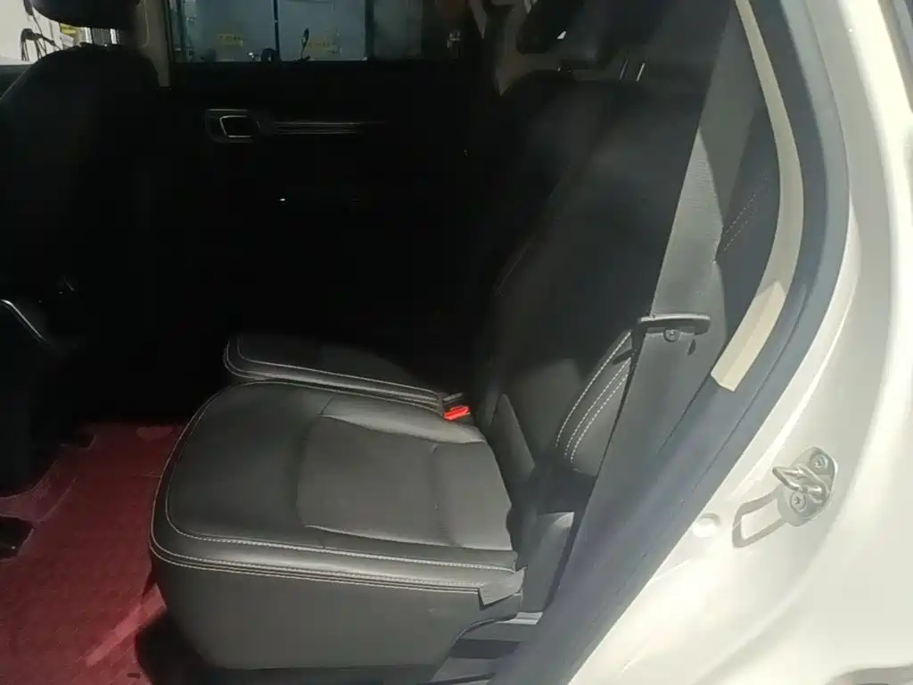 Geely Haoyue — миниатюра 17