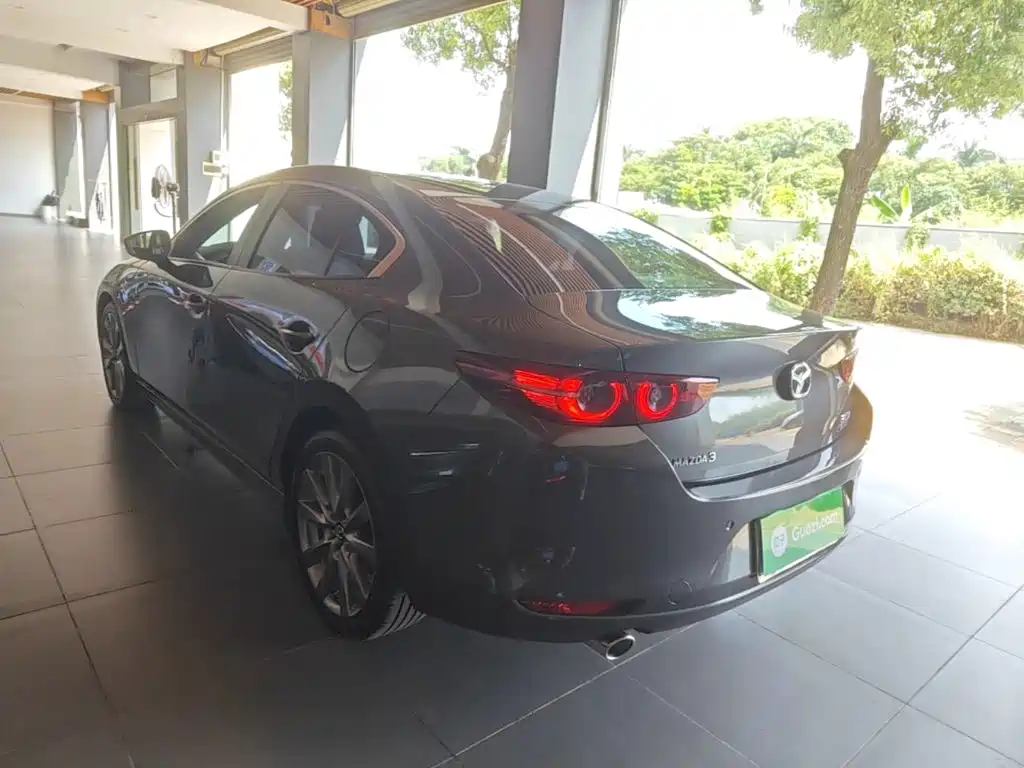 Mazda 3 Axela — миниатюра 5