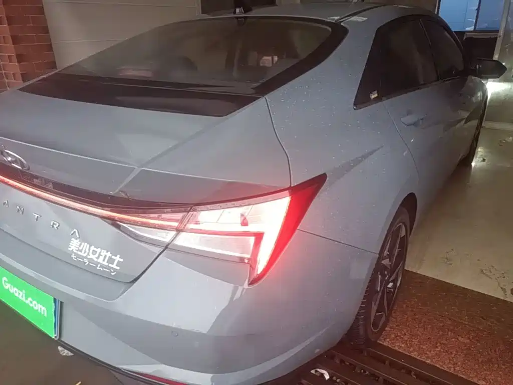 Hyundai Elantra — миниатюра 7