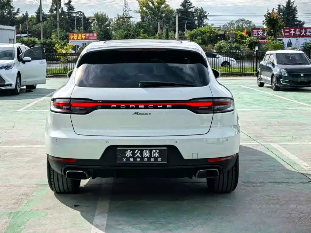Porsche Macan — миниатюра 20