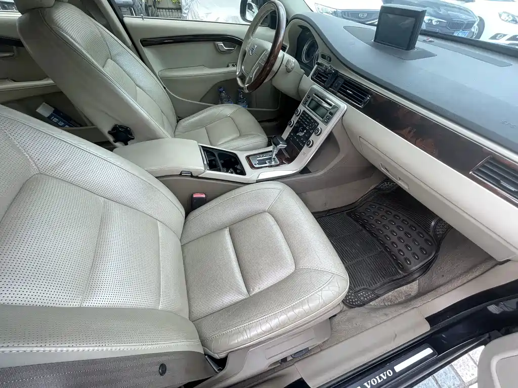 Volvo S80L — миниатюра 14