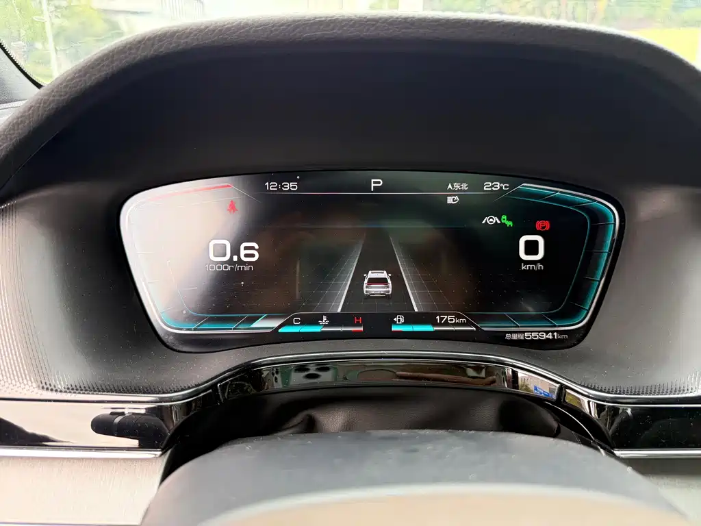 BYD Tang — миниатюра 10