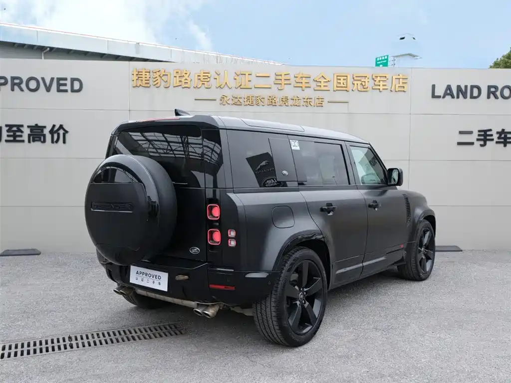 Land Rover Land Rover Defender 2024 110 5.0T V8
