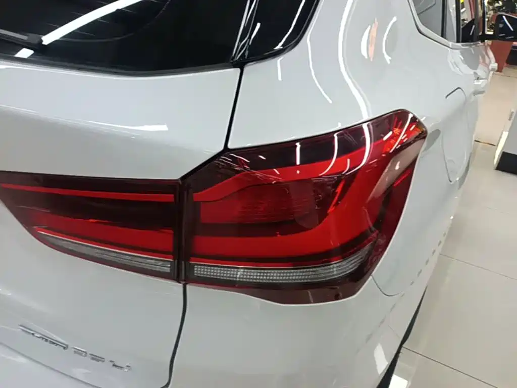 BMW X1 — миниатюра 8
