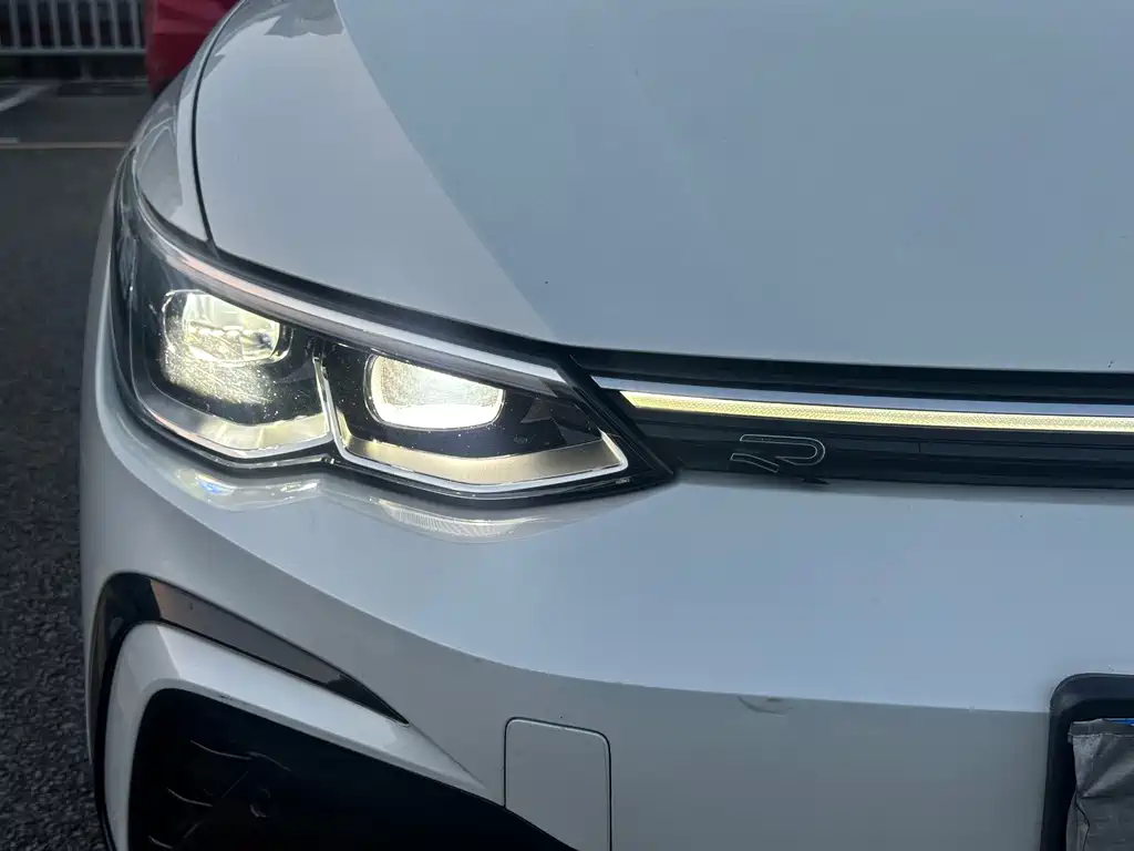 Volkswagen Golf — миниатюра 16