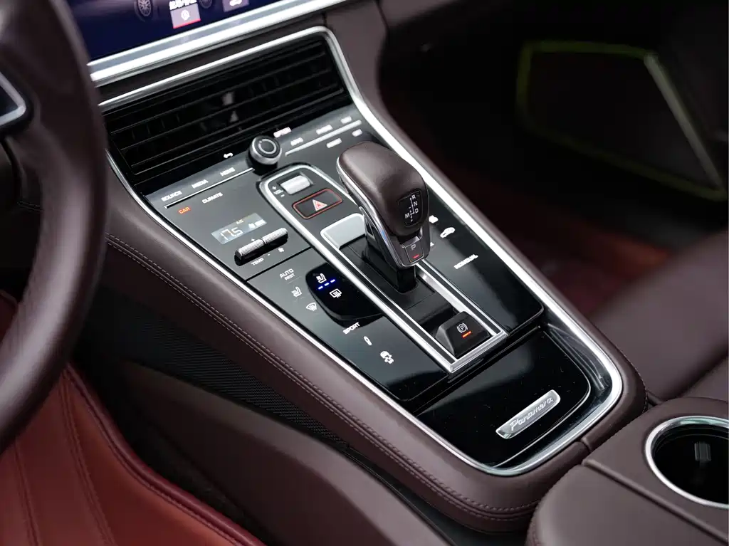 Porsche Panamera — миниатюра 26