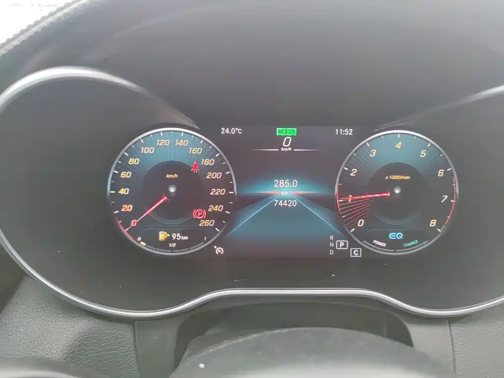 Mercedes-Benz C-Class — миниатюра 12