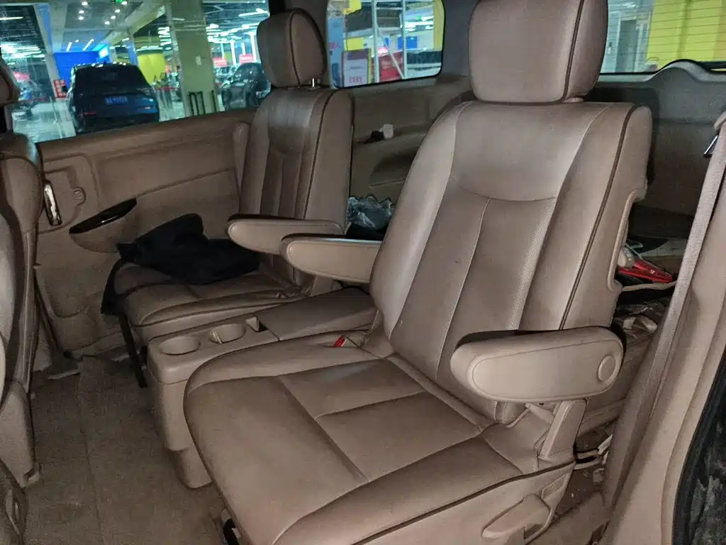 Nissan Quest — миниатюра 13