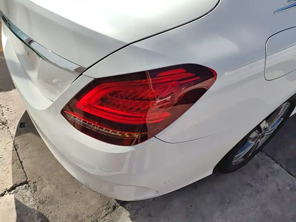 Mercedes-Benz C-Class — миниатюра 8
