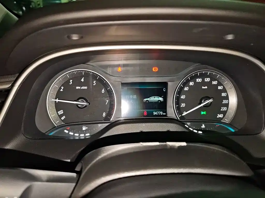Buick Excelle — миниатюра 12
