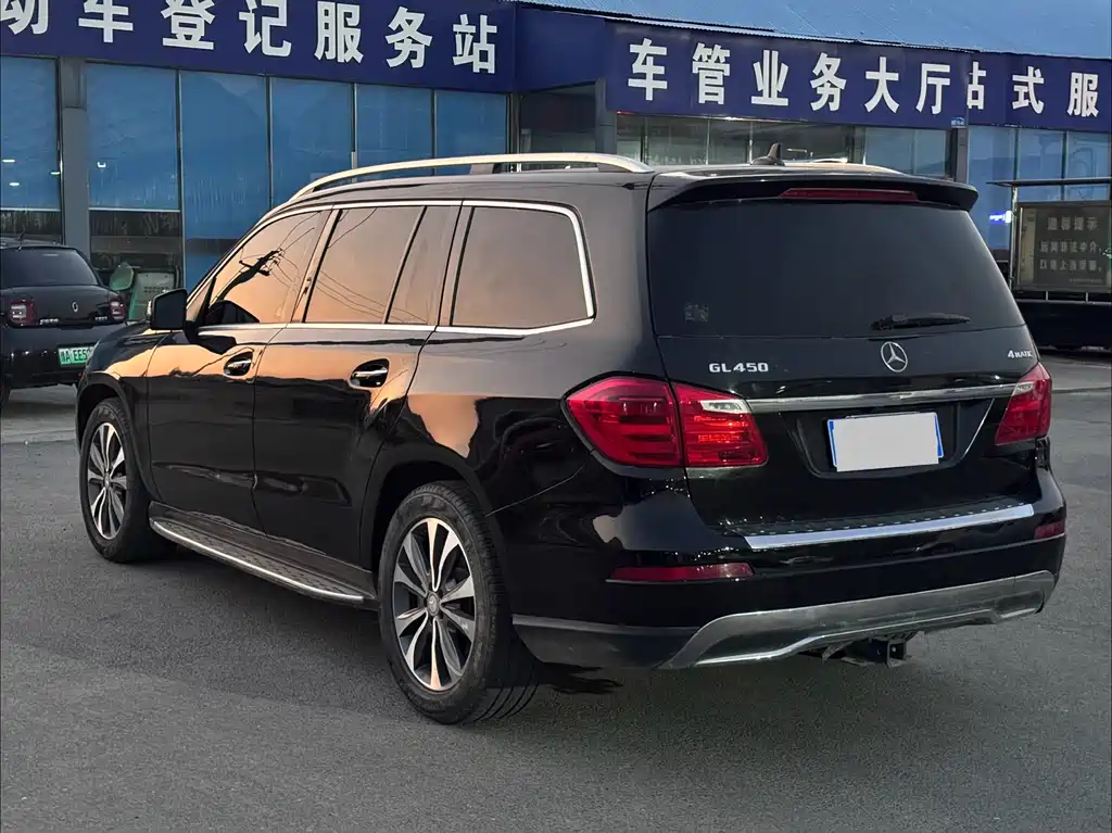 Mercedes-Benz GL-Class — миниатюра 7
