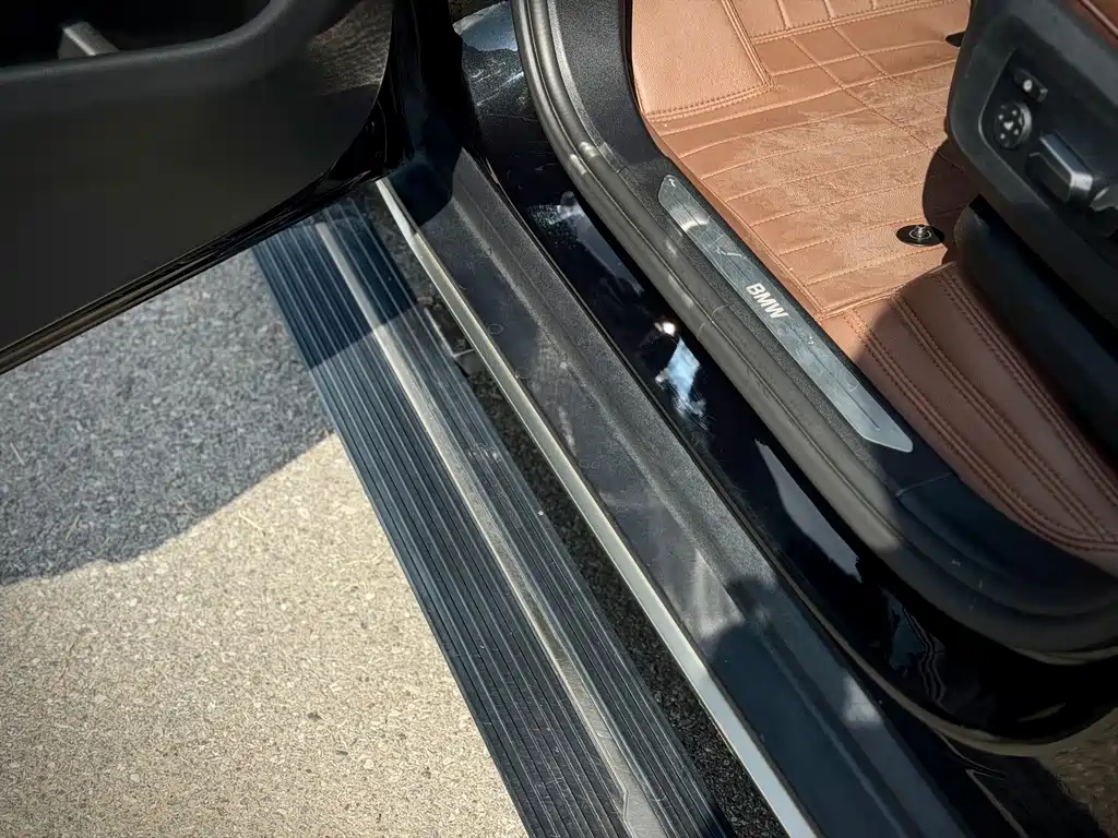 BMW X5 (Import) — миниатюра 15