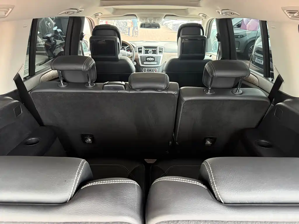 Mercedes-Benz GL-Class — миниатюра 16