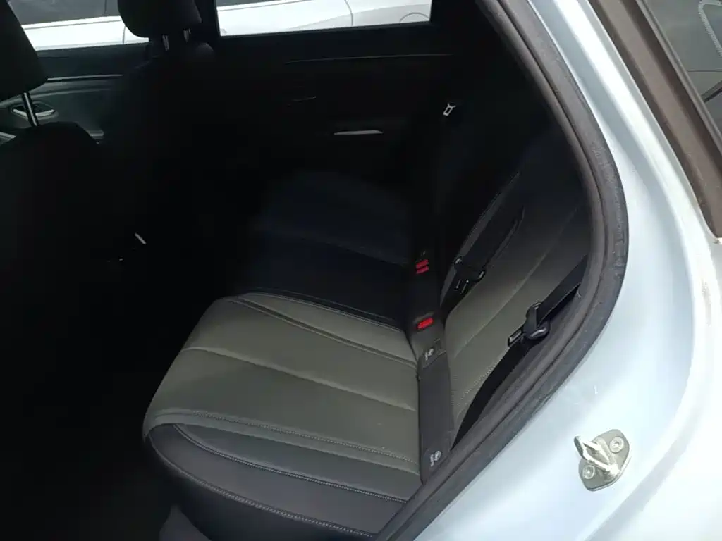 BYD Qin L — миниатюра 17