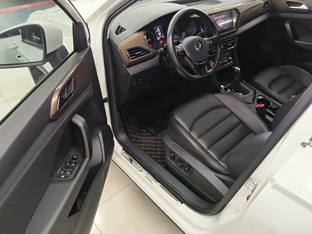 Volkswagen Tharu — миниатюра 16