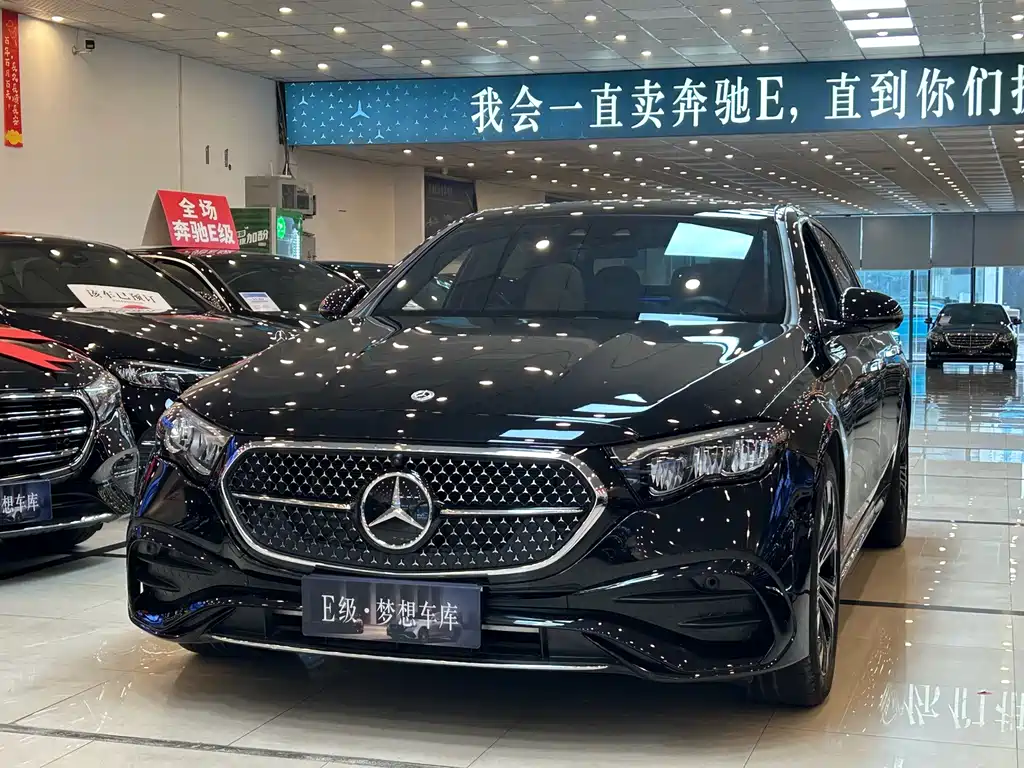 Mercedes-Benz E-Class — миниатюра 3