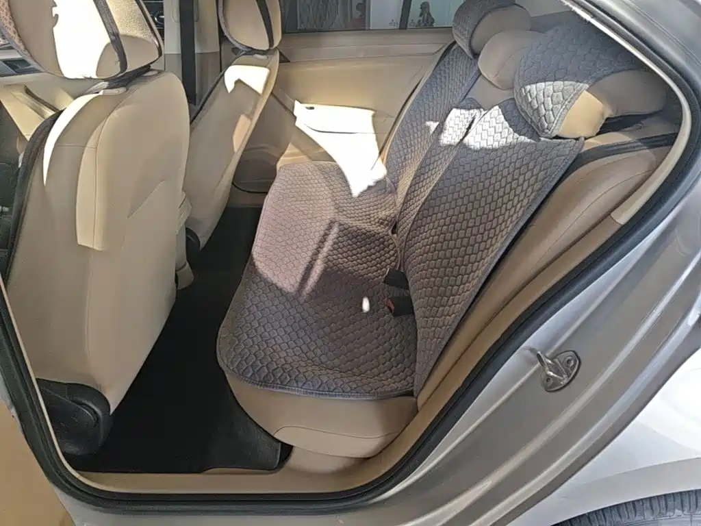 Volkswagen Jetta — миниатюра 17