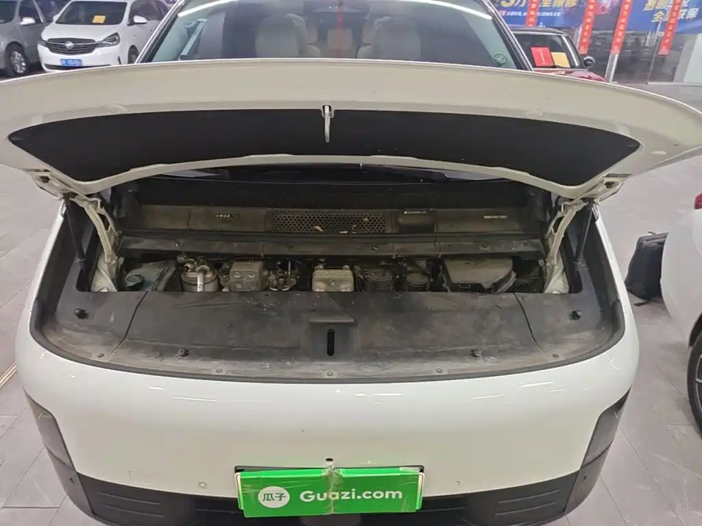 Li Auto Li MEGA — миниатюра 20