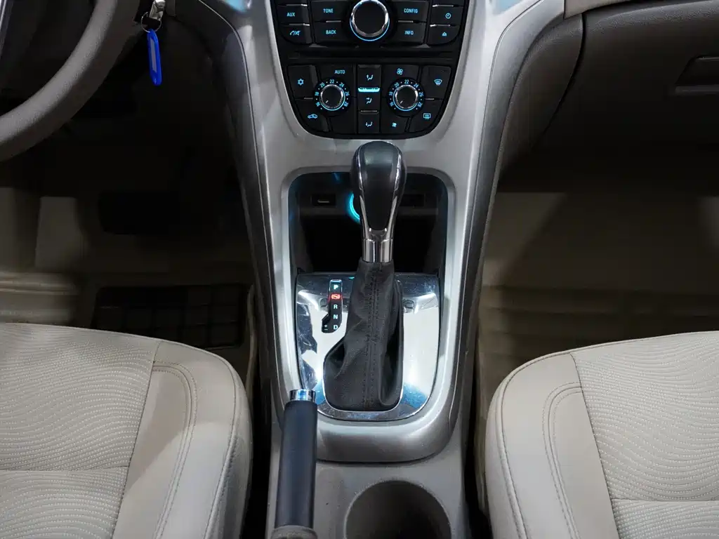 Buick Excelle — миниатюра 14
