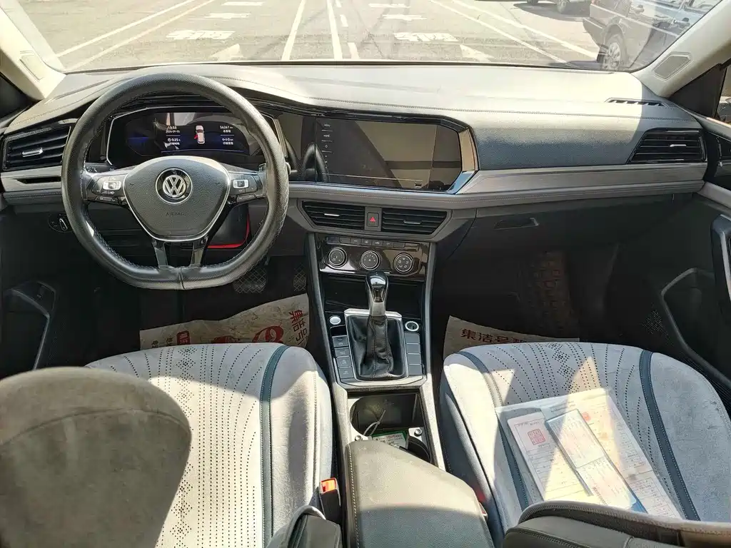 Volkswagen Sagitar — миниатюра 4