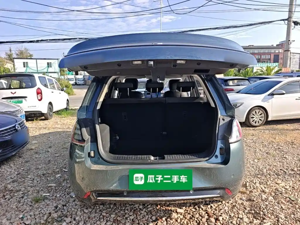 Baojun Yunduo — миниатюра 19