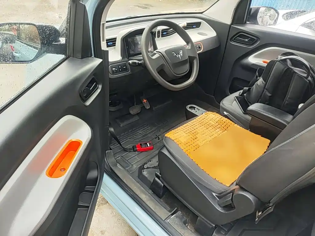 Wuling MINIEV — миниатюра 16