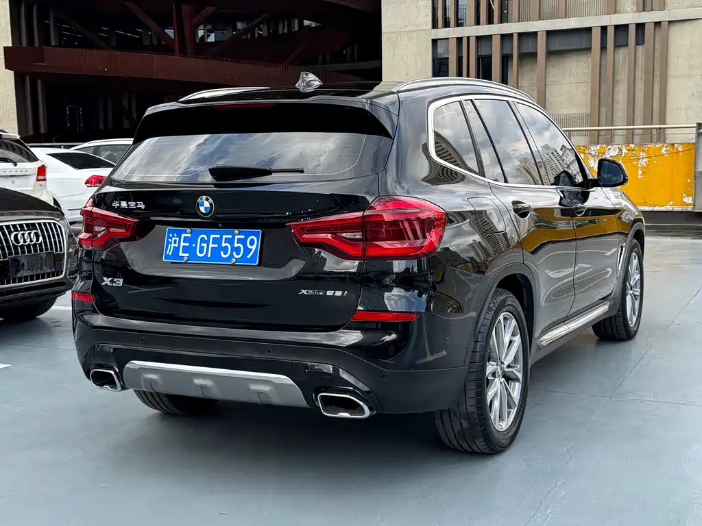 BMW X3 — миниатюра 3