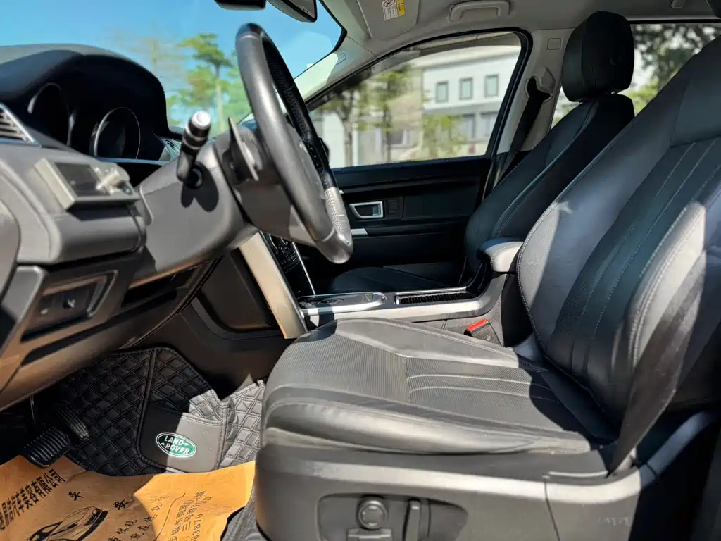 Land Rover Discovery Sport — миниатюра 4