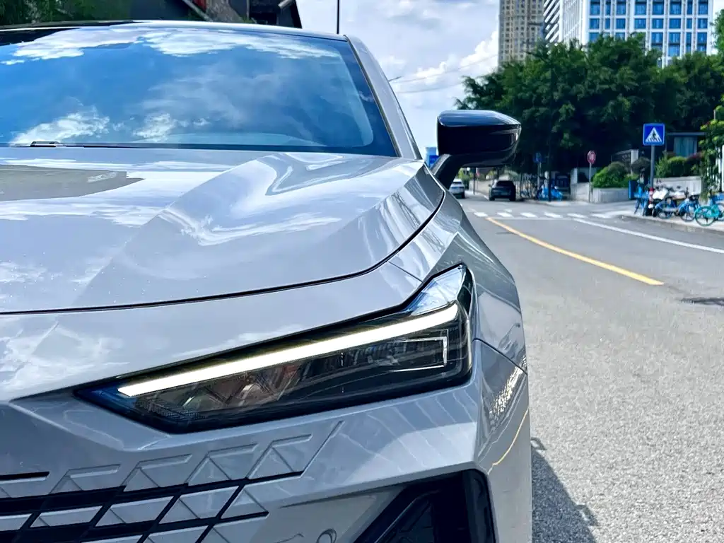 Changan UNI-V — миниатюра 5