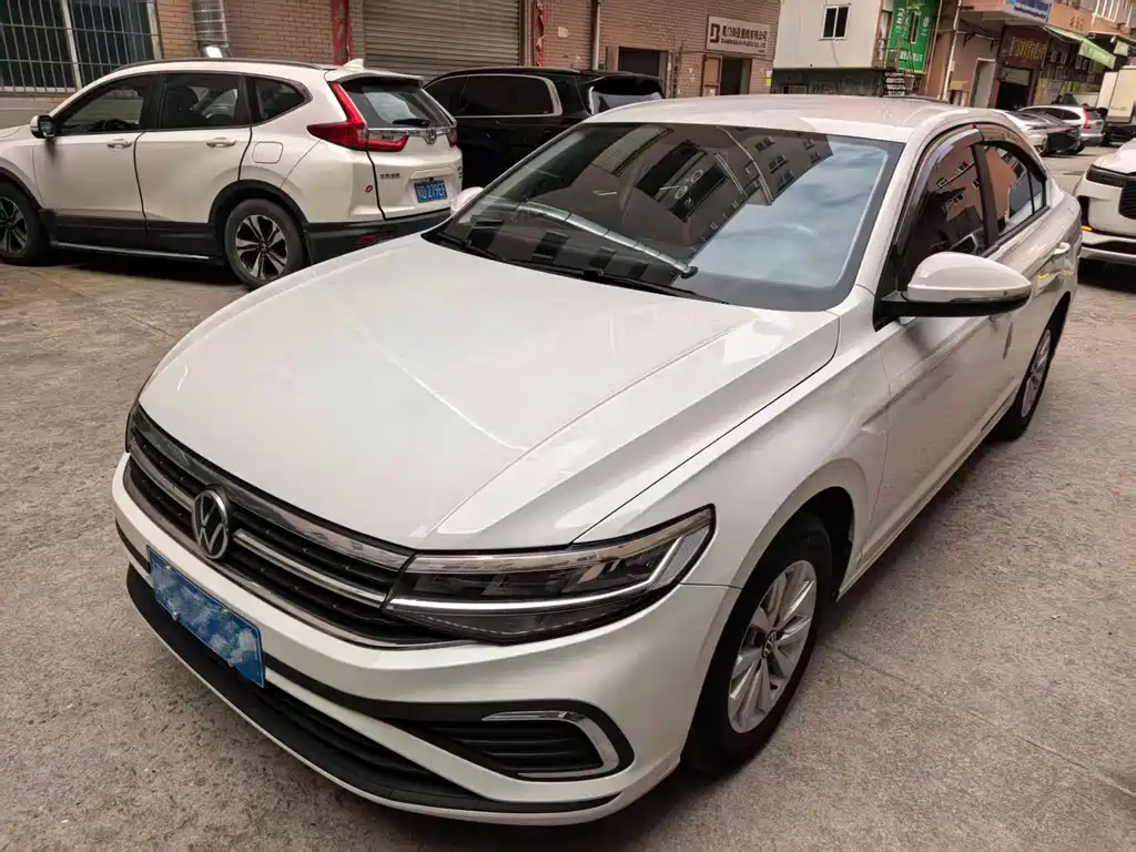 Volkswagen Bora 2024