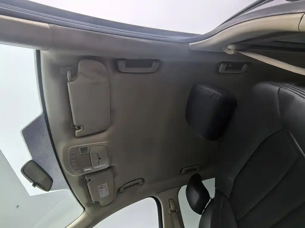 Ford Edge — миниатюра 14