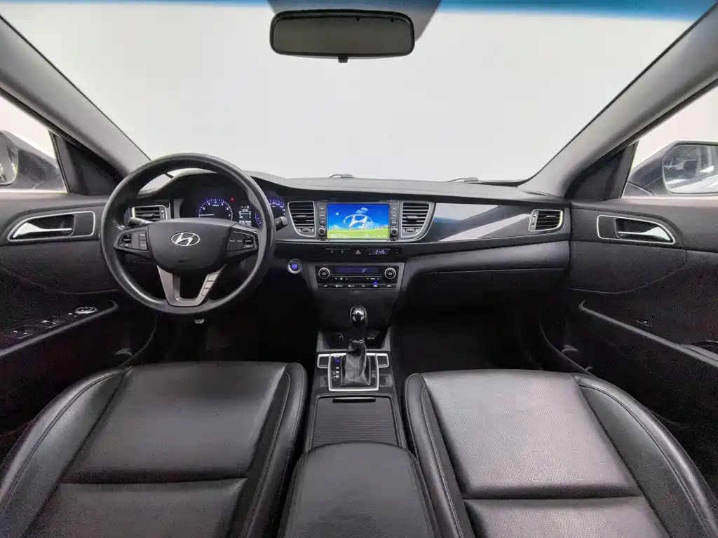 Hyundai Mistra — миниатюра 5
