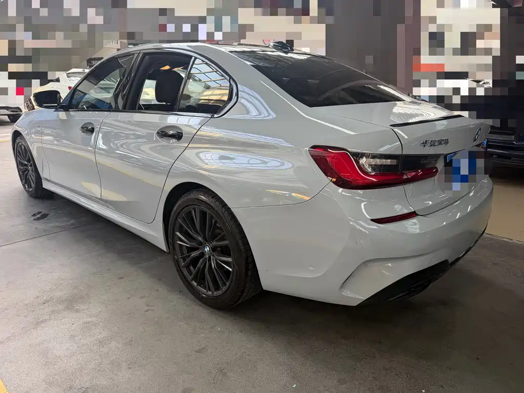 BMW 3 Series — миниатюра 15