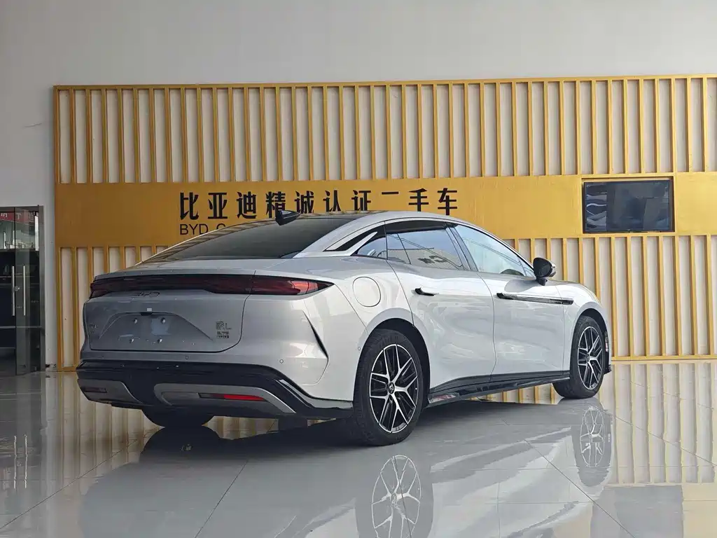 BYD Han L — миниатюра 9