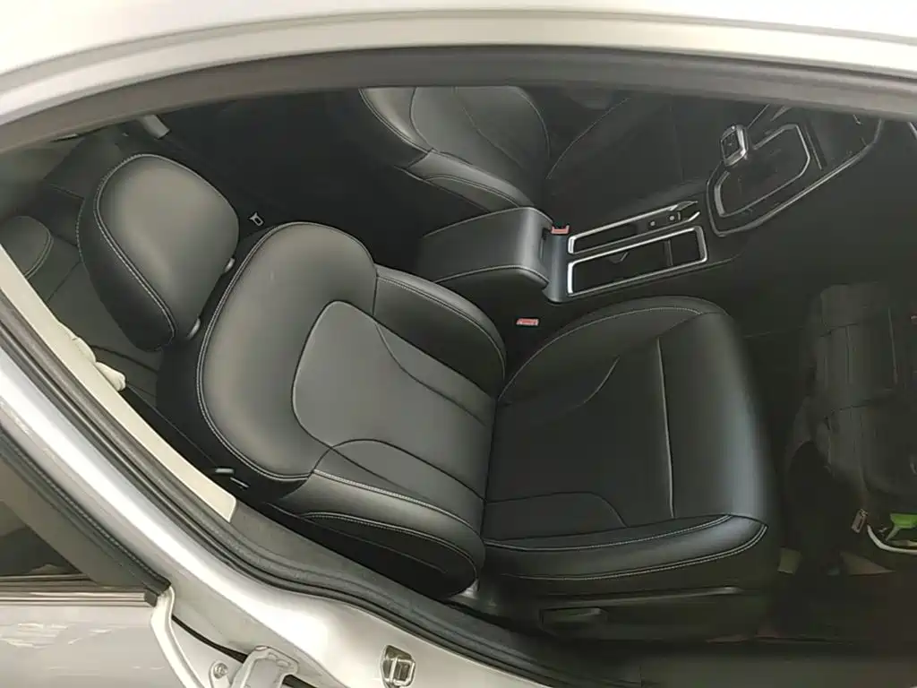 Haval M6 — миниатюра 25
