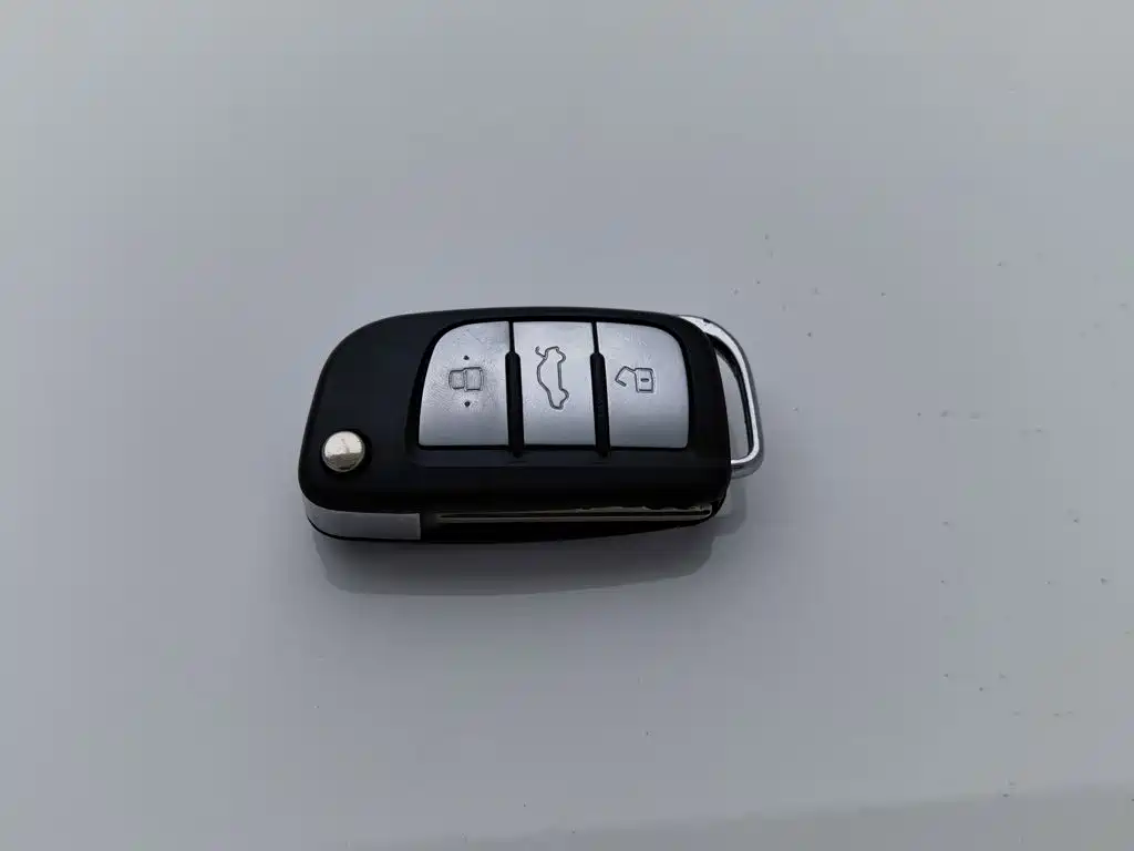 JAC Refine S3 — миниатюра 19