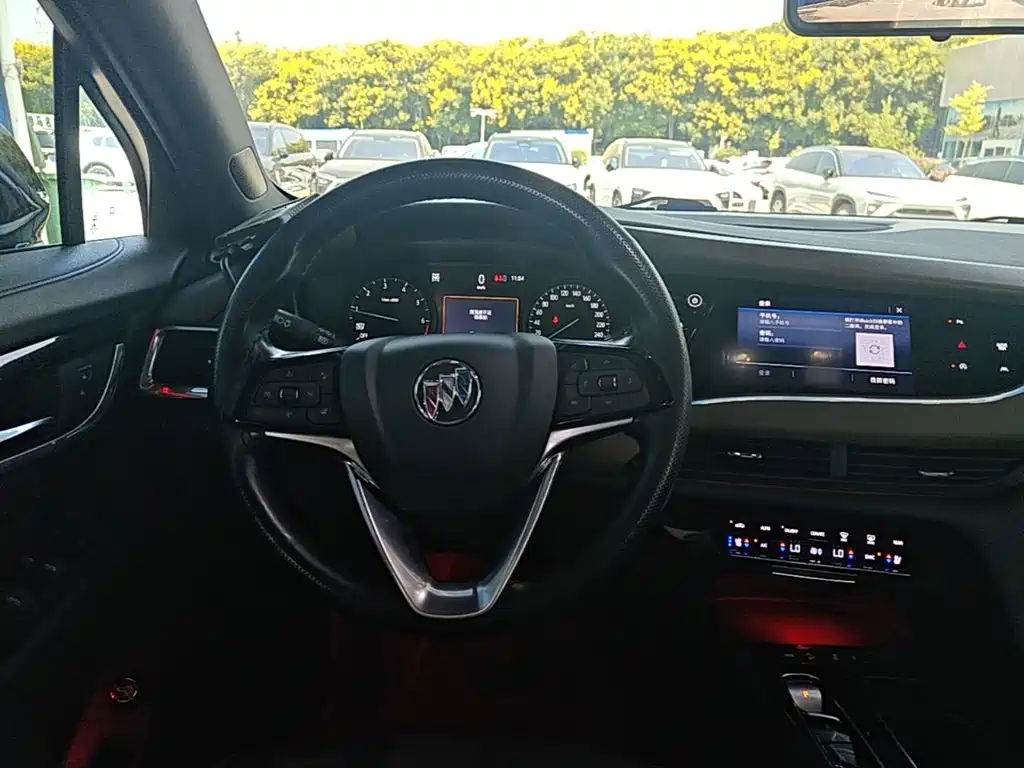 Buick Enclave — миниатюра 15