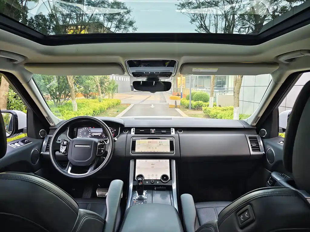 Land Rover Range Rover Sport 2019 3.0 L6 HSE DYNAMIC