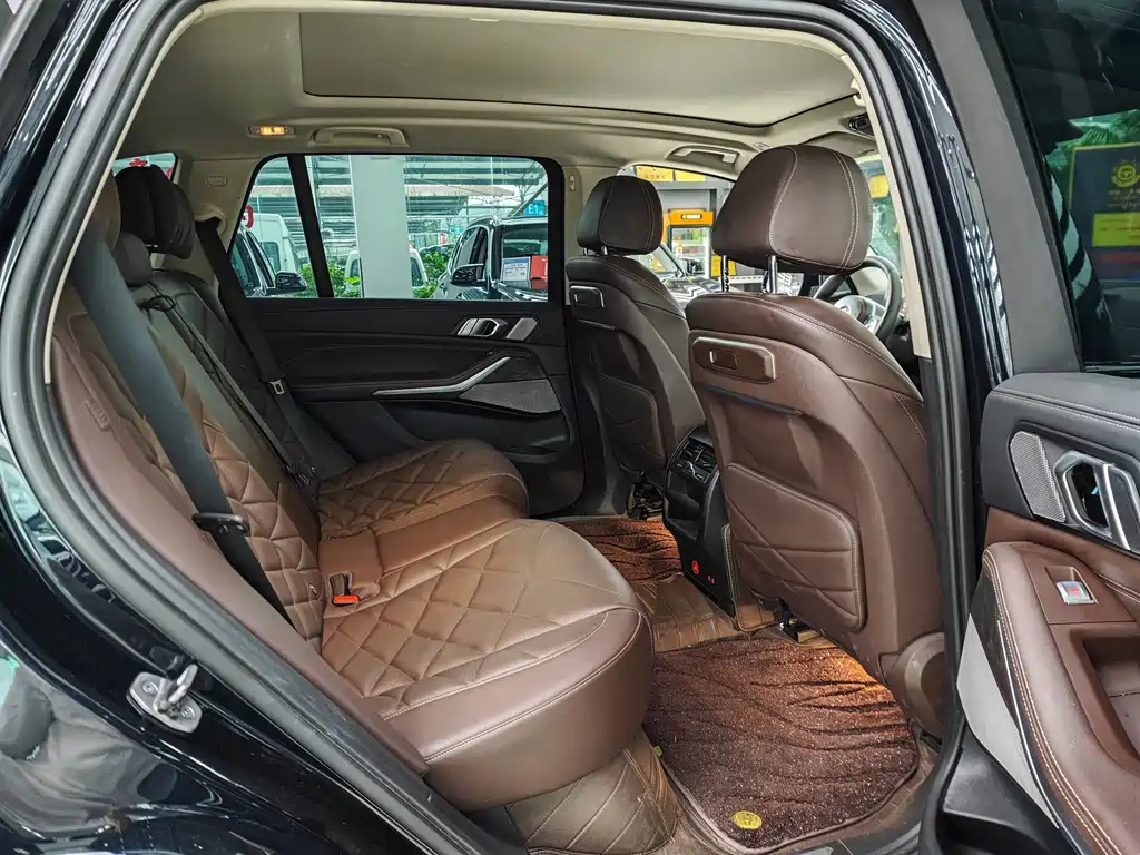 BMW X5 — миниатюра 11