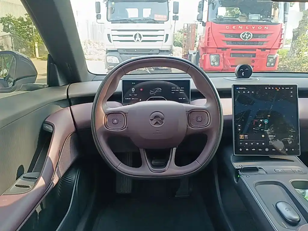 NIO ET5T — миниатюра 11